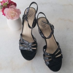 Vince Camuto black patent platform heels sz 8